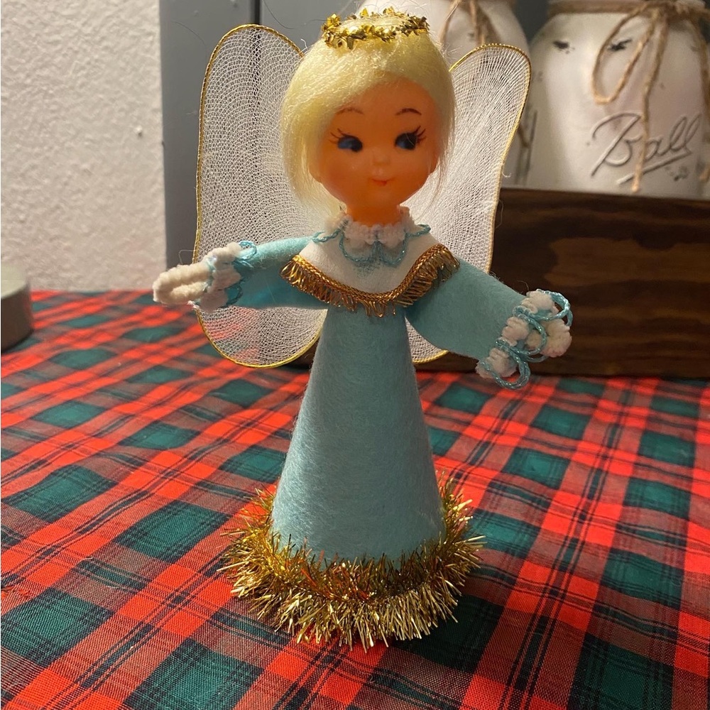 ⭐️3/$20 Precious vintage tree topper angel